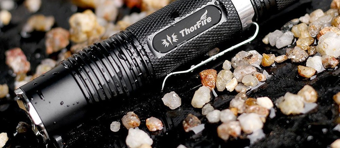 Best EDC Flashlights in 2022 [Buying Guide] – Gear Hungry