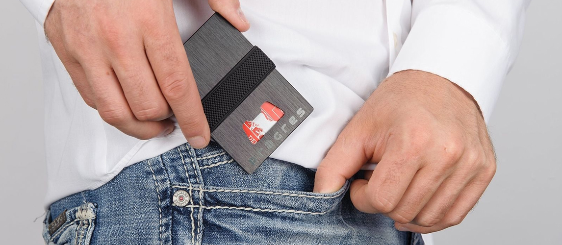 Best Metal Wallets in 2022 [Buying Guide] Gear Hungry