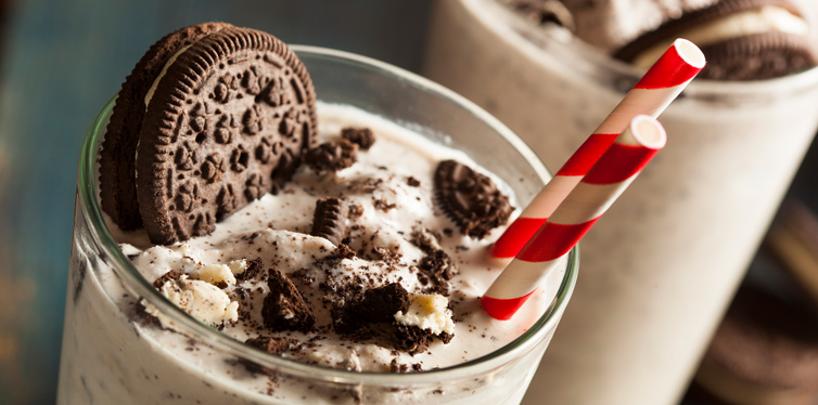 milkshake with oreo