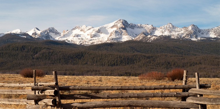sawtooth mountains