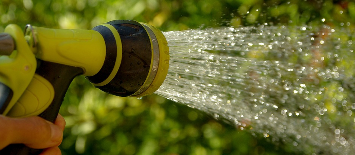 Best Garden Hoses In 2022 [Buying Guide] Gear Hungry