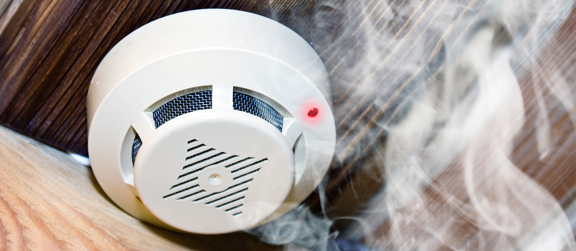 Best Smoke Detectors In 2022 [Buying Guide] Gear Hungry