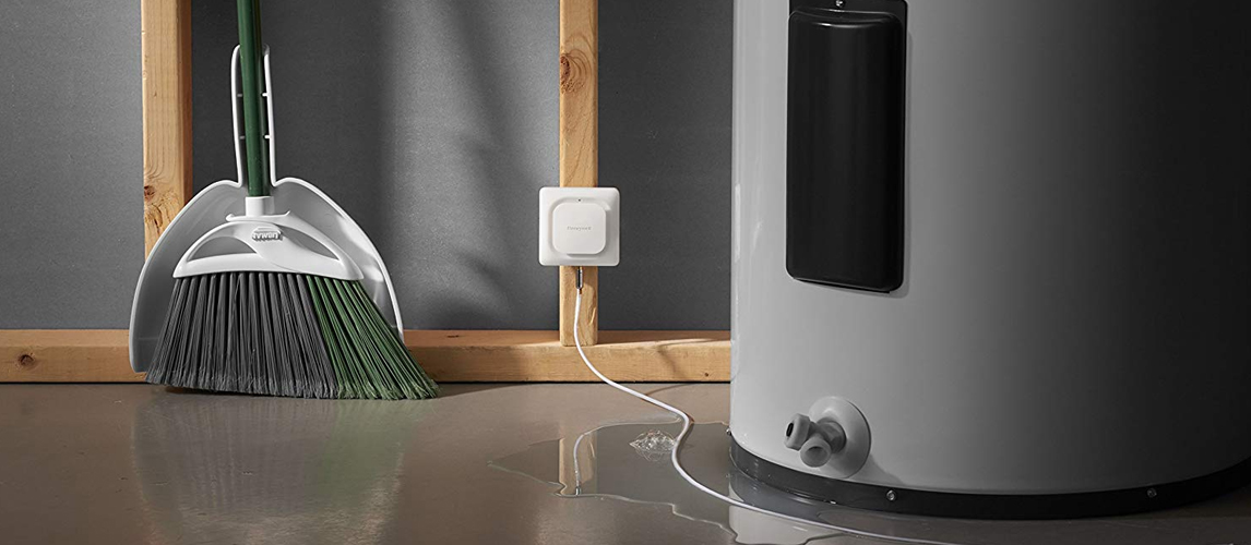 Best Water Detectors In 2022 [Buying Guide] Gear Hungry