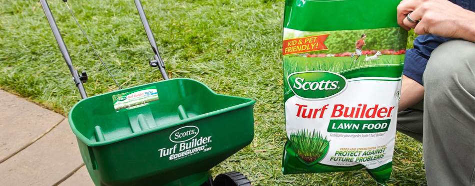 Best Lawn Fertilizers In 2021 [Buying Guide] – Gear Hungry