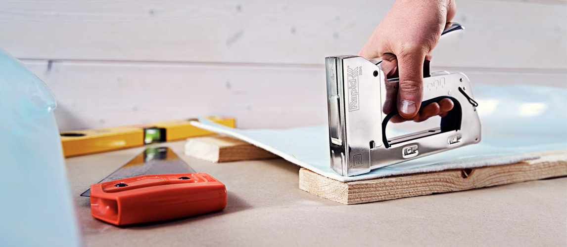 Best Staplers In 2022 [Buying Guide] Gear Hungry