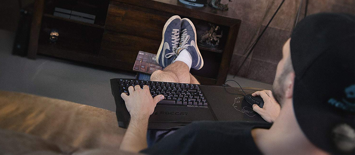 5 Best Lap Desks For Gaming In 2020 Buying Guide Gear Hungry