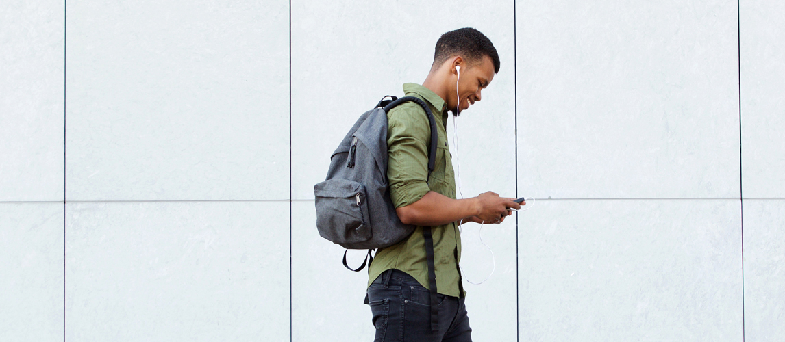 Best Smart Backpacks In 2022 [Buying Guide] – Gear Hungry