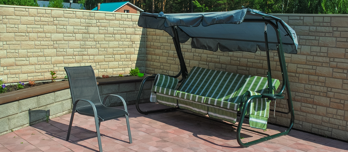 8 Best Canopy Porch Swings In 2020 Buying Guide Gear Hungry