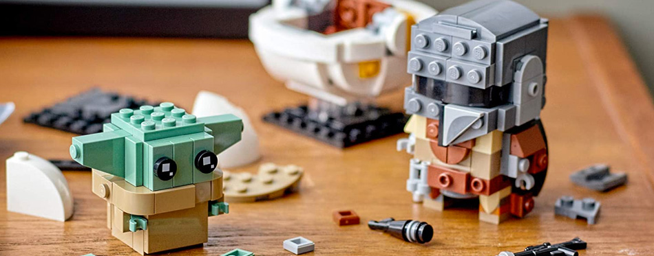 baby yoda mandalorian toy