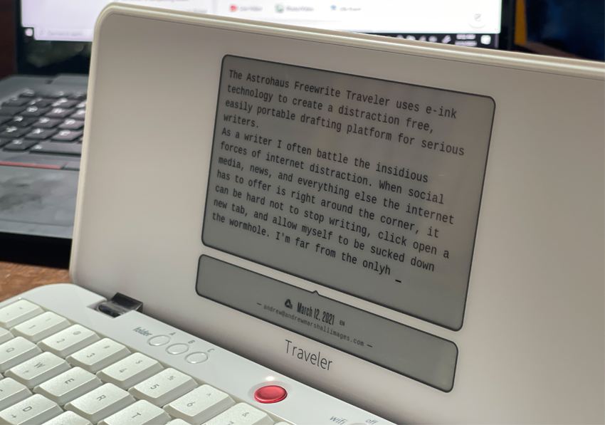 astrohaus freewrite traveler