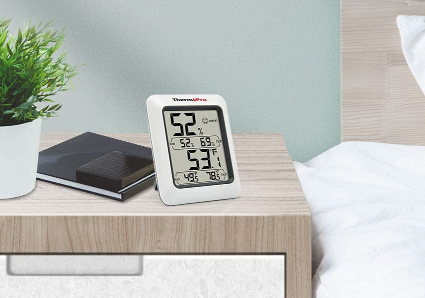 https://www.gearhungry.com/wp-content/uploads/2021/03/thermopro-tp50-digital-hygrometer-5.jpg