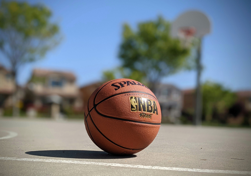 Shop Spalding Slam Dunk Rubber Indoor/Outdoor Basketball