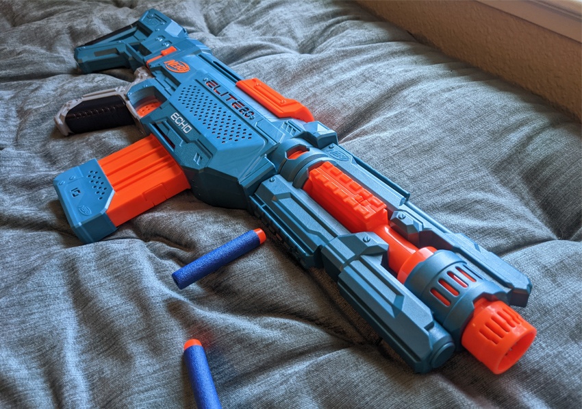 NERF Gun - ELITE 2.0 ECHO CS-10 with Barrel Stock And Delta Trooper Lot