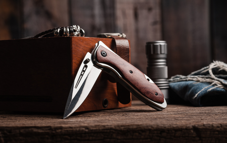 folding knife