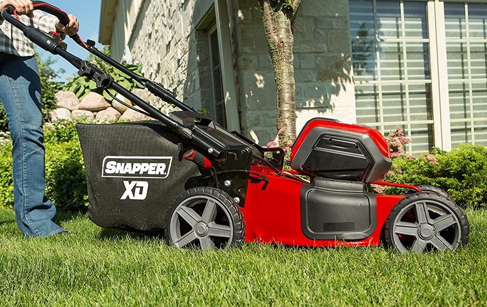 Best Cordless Lawn Mowers of 2022 Whisper Quiet Lawn Care