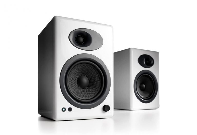 Best Bookshelf Speakers In 2022 [Buying Guide] Gear Hungry