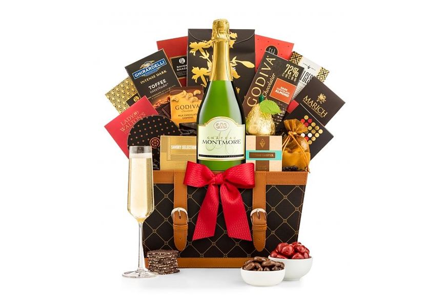 champagne wishes gift basket