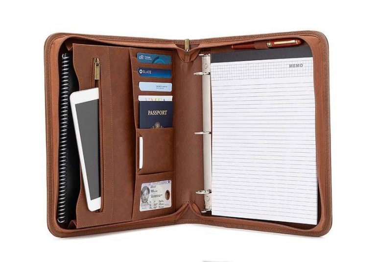 Best Leather Portfolios For Men In 2022 [Buying Guide] Gear Hungry