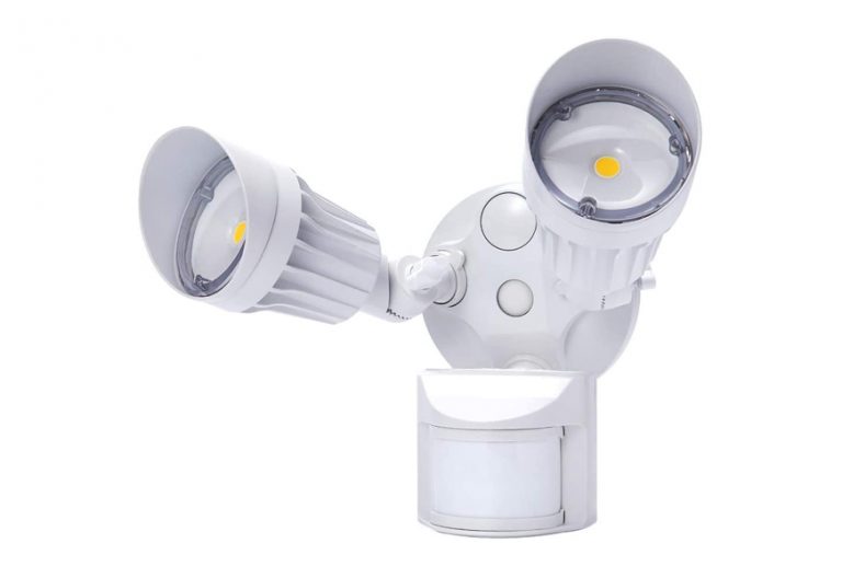 Best Outdoor Motion Sensor Lights in 2022 [Buying Guide] Gear Hungry