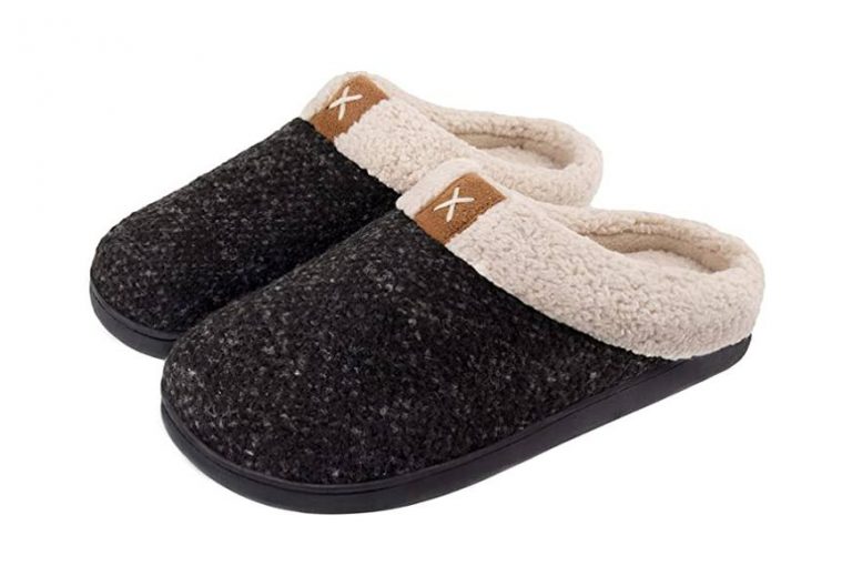 mens slippers below 100