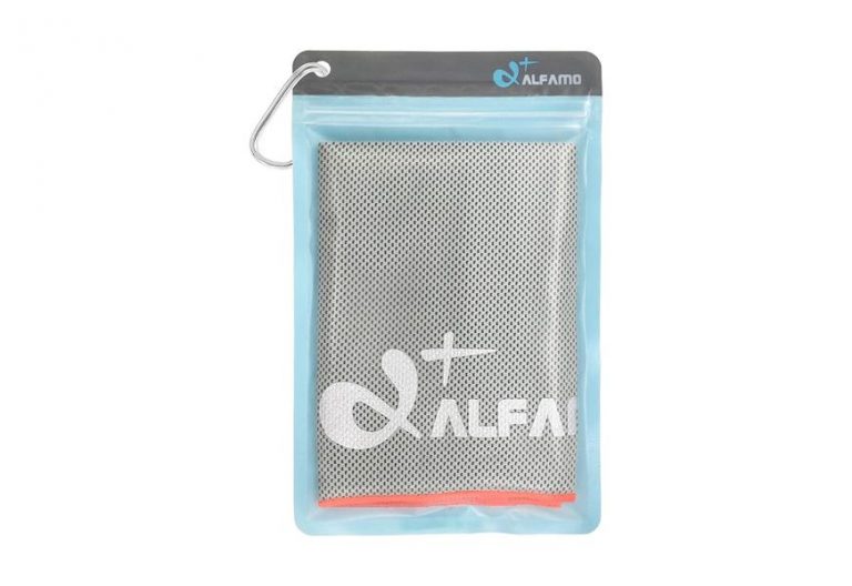 Beat The Heat With The Best Cooling Towels In 2022 Gear Hungry