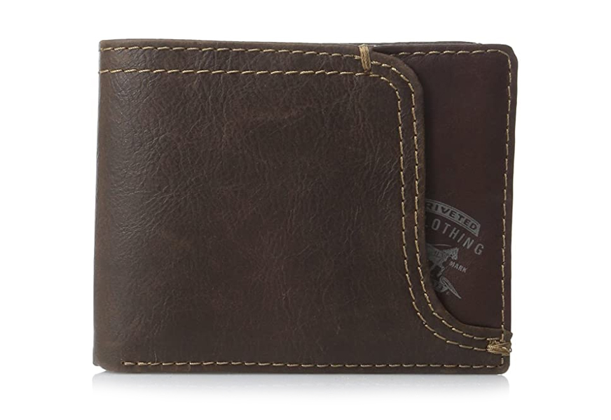 levi’s men’s leather passcase wallet