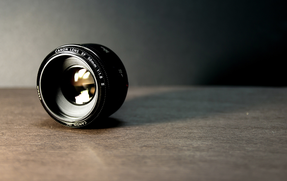 very popular canon lens