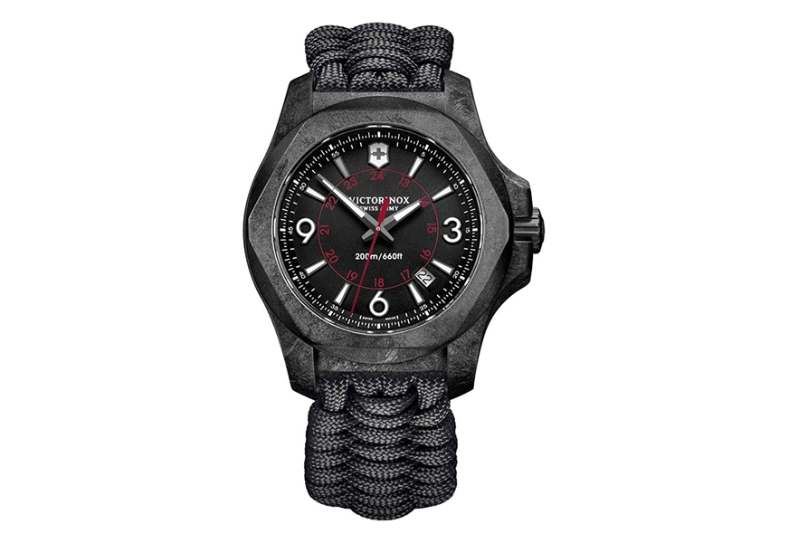 victorinox i.n.o.x. carbon