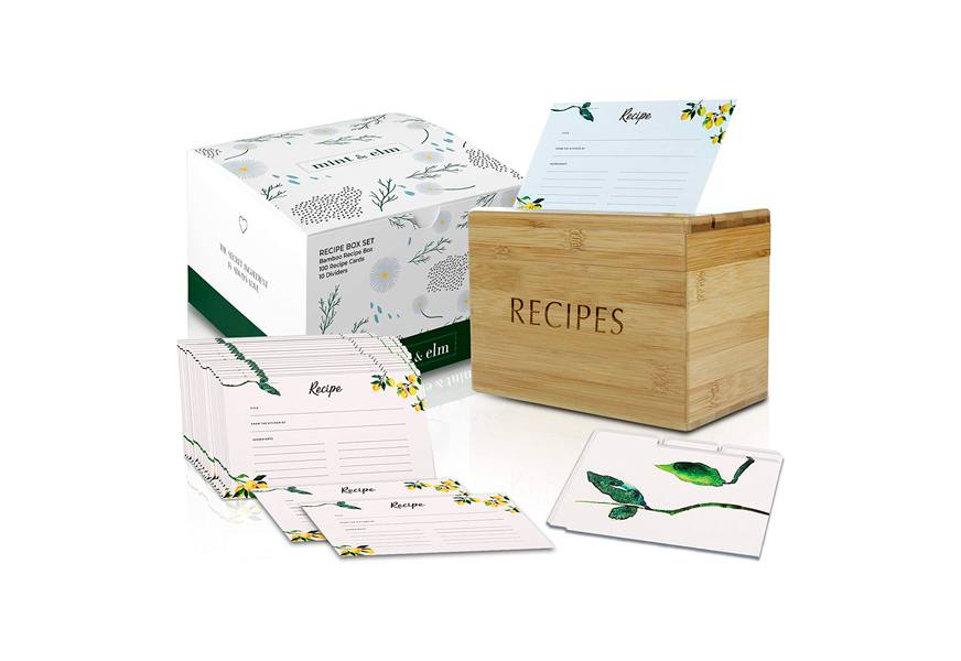mint & elm bamboo recipe box with cards and dividers