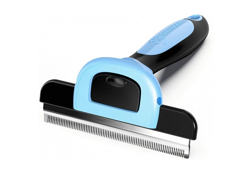 Best Deshedding Tools In 2022 [Buying Guide] Gear Hungry