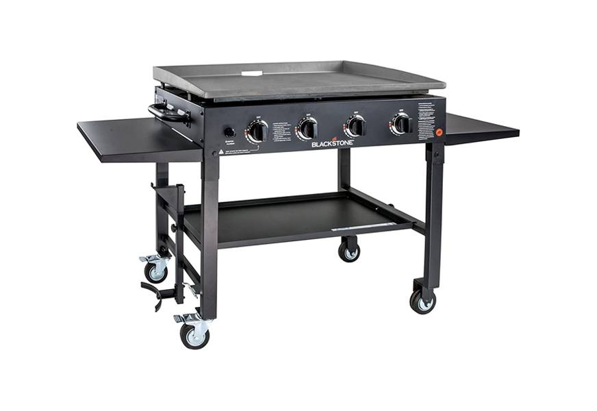 blackstone 1554 station 4 burner propane fueled gas grill