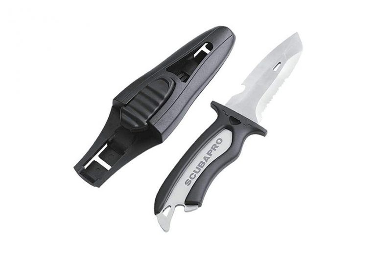 Best Diving Knives in 2022 [Buying Guide] Gear Hungry