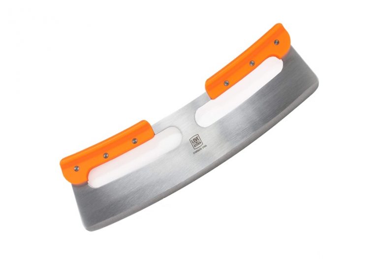 Best Pizza Cutters In 2022 [Buying Guide] Gear Hungry