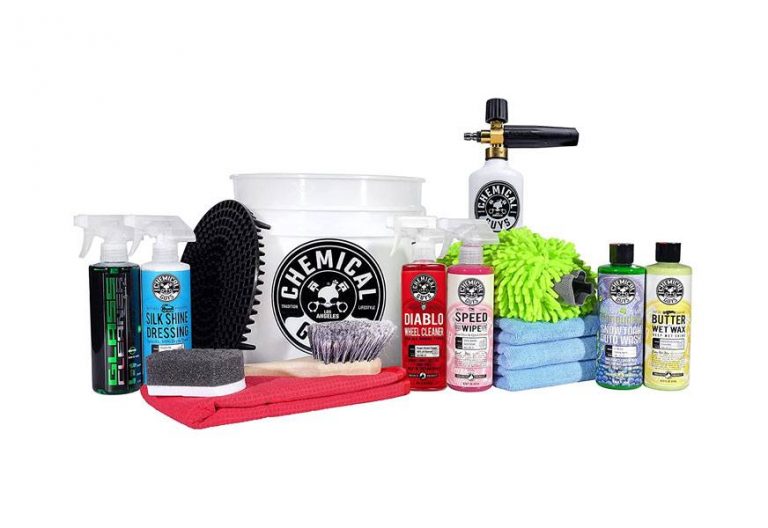 Best Car Cleaning Kits In 2022 [Buying Guide] Gear Hungry