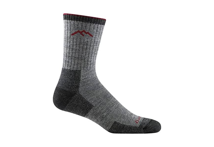 darn tough men's merino wool hiking socks