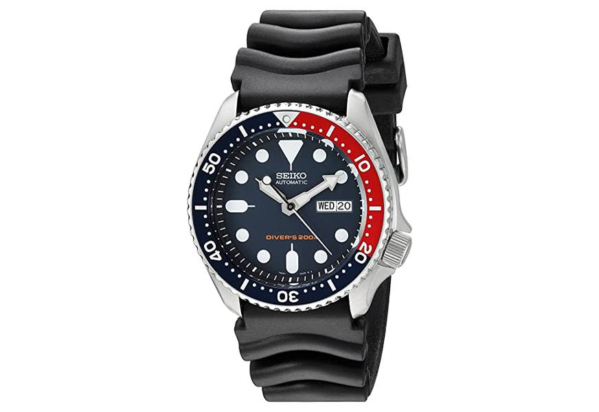seiko diver’s deep blue dial watch