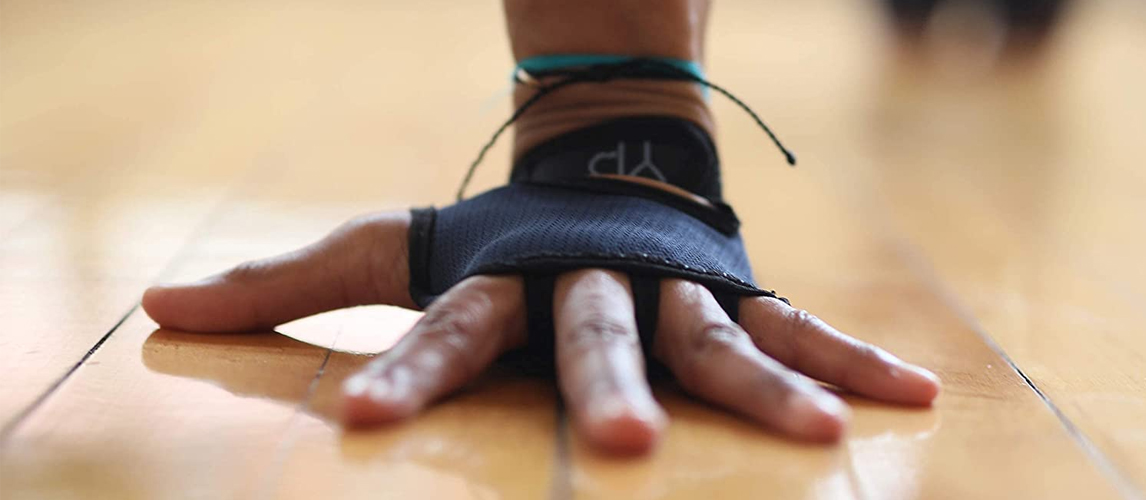 yogapaws elite padded yoga gloves for women and men