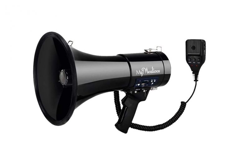 Best Megaphones In 2022 [Buying Guide] Gear Hungry