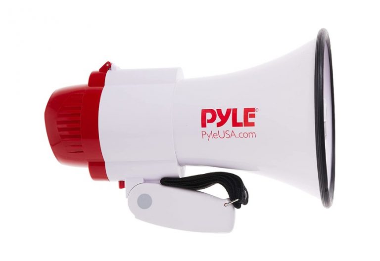 Best Megaphones In 2022 [Buying Guide] Gear Hungry