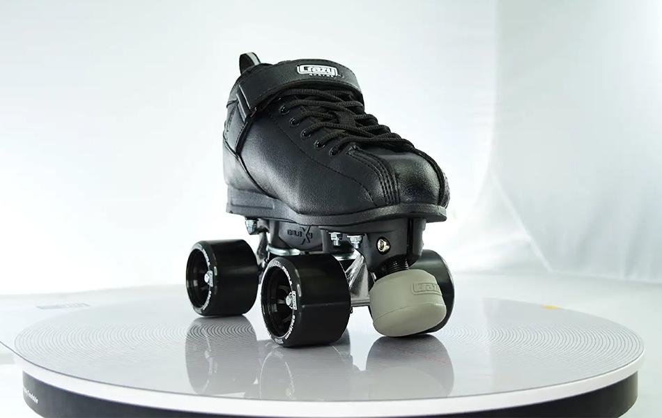 roller skates for man