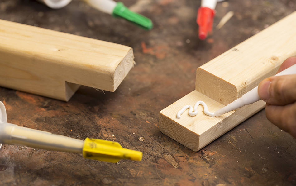 Best Super Glues In 2022 [Buying Guide] Gear Hungry