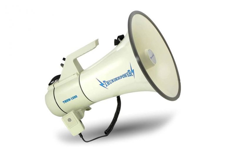 Best Megaphones In 2022 [Buying Guide] Gear Hungry
