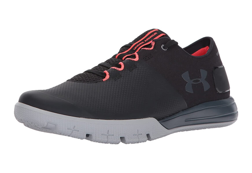 under armour men's charged ultimate 2.0 sneaker