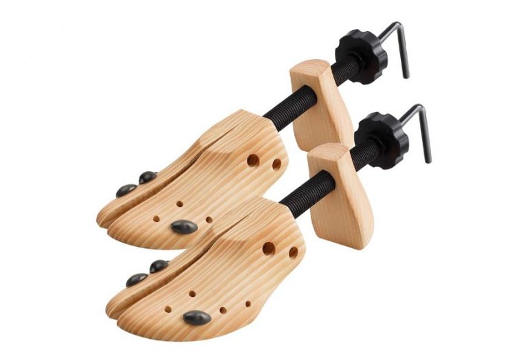 Best Shoe Stretchers In 2022 [Buying Guide] Gear Hungry