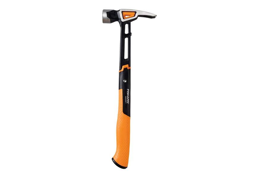 fiskars 22 ounce isocore milled face framing hammer