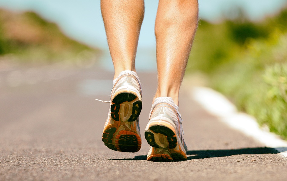 man wearing plantar fasciitis socks