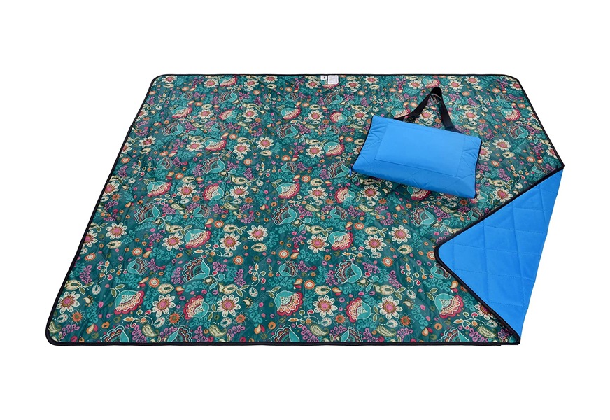roebury water resistant picnic blanket