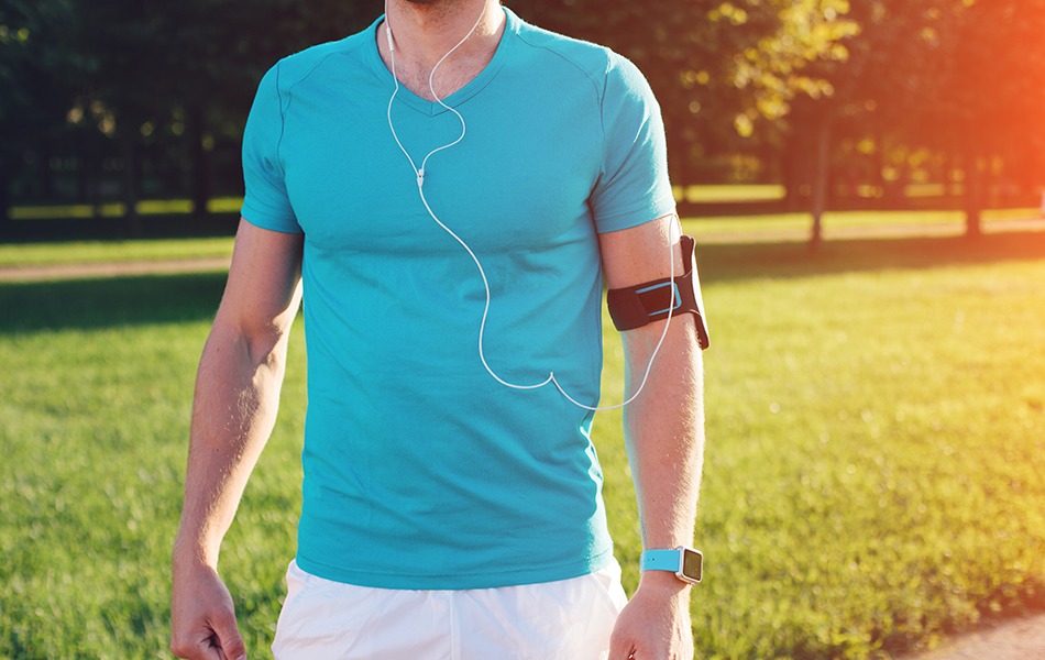 Best Running Shirts In 2022 [Buying Guide] Gear Hungry