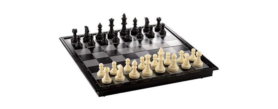 chess armory travel chess set