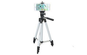 Digiant’s 50” Aluminum Smartphone Tripod